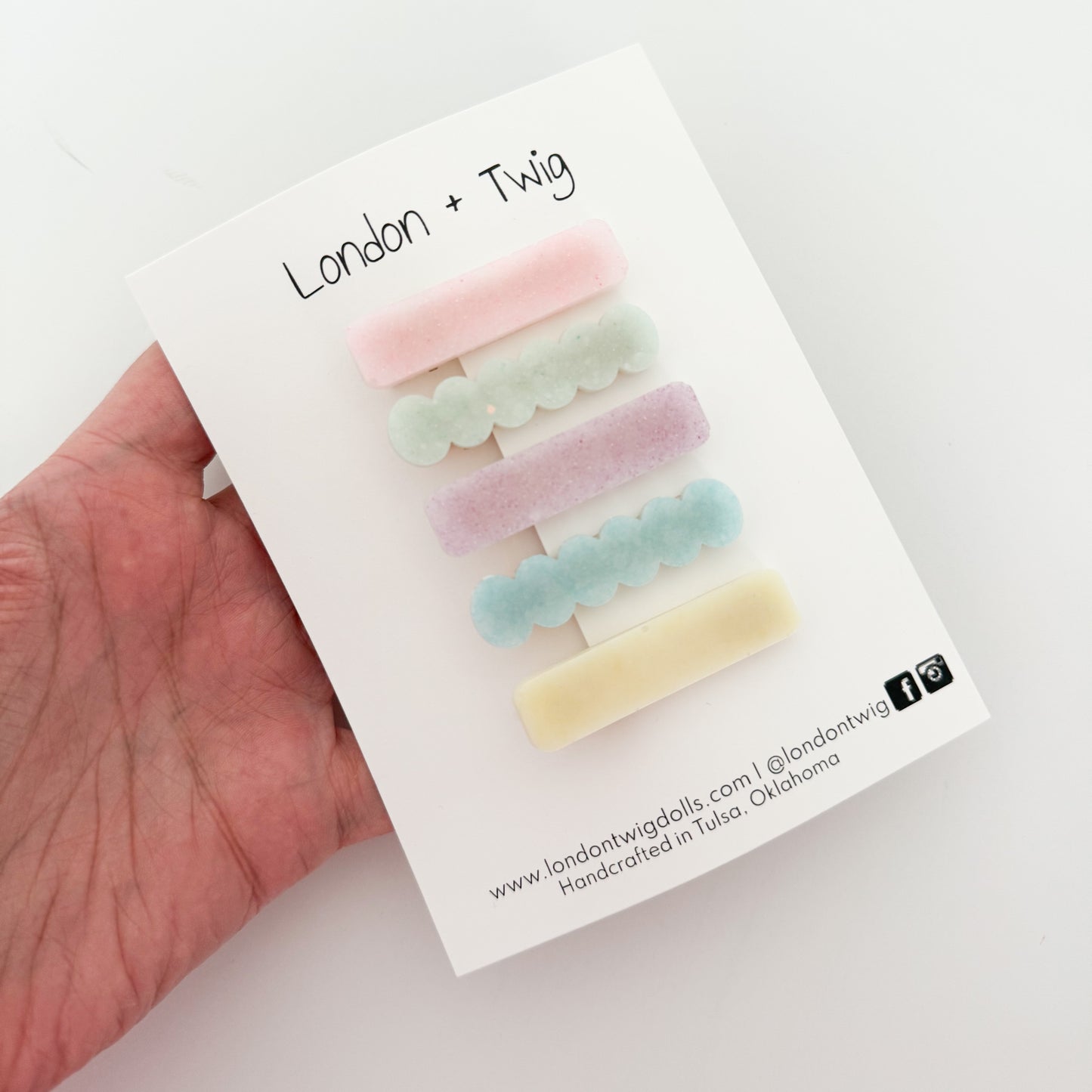 spring glitter pastel resin set (set of 5 clips)