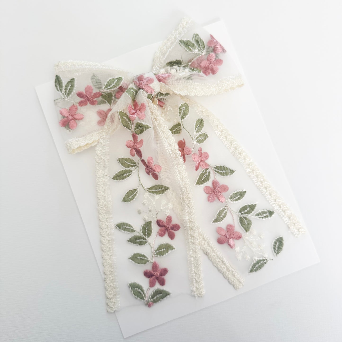 Mauve Floral Lace Sutton